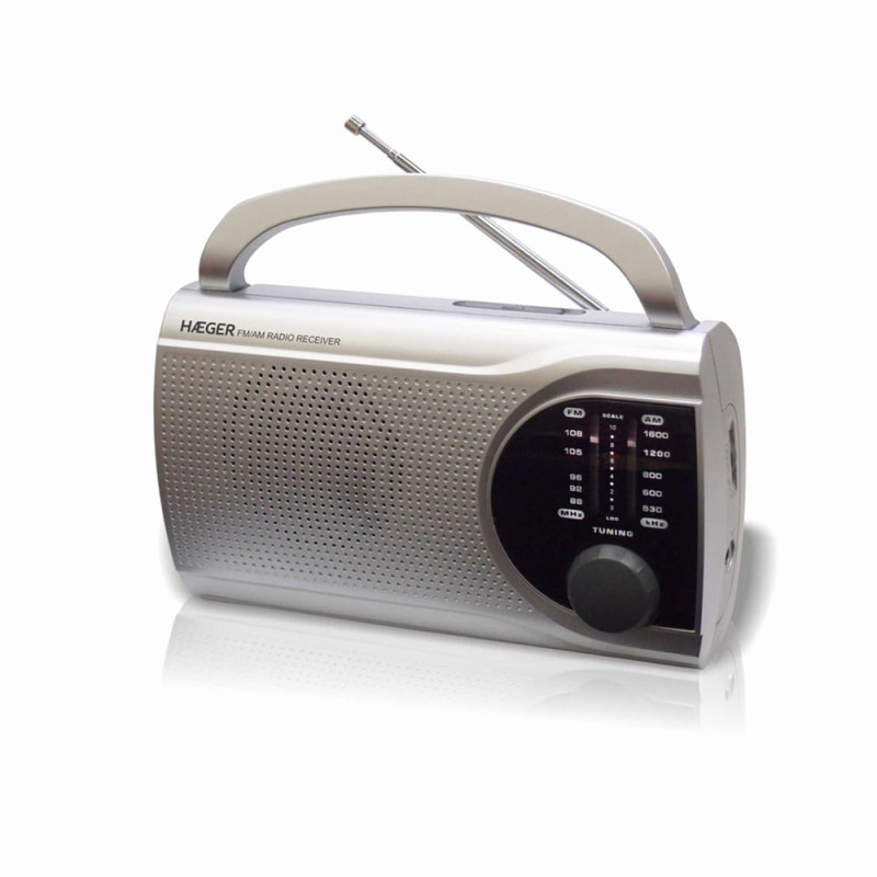 RADIO PORTATIL RED HAEGER PRBIB004B AM/FM 